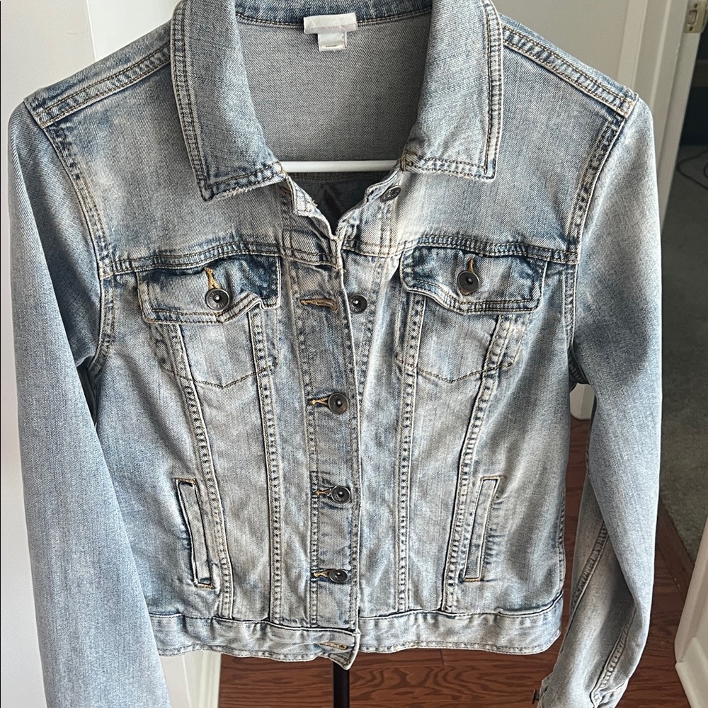 RARE find! Vintage Def Leppard denim jacket! Where are all my 80’s ladies?
